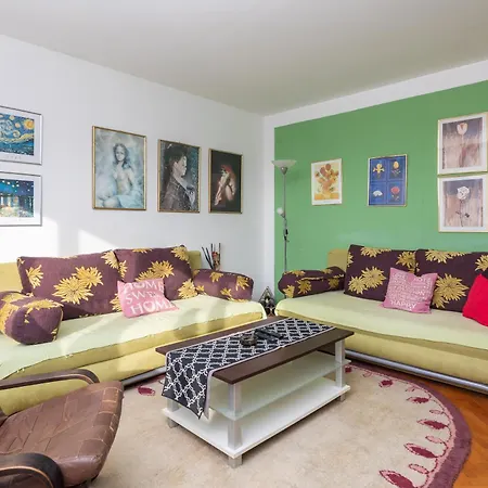 Apartment Edita - Town Centre *